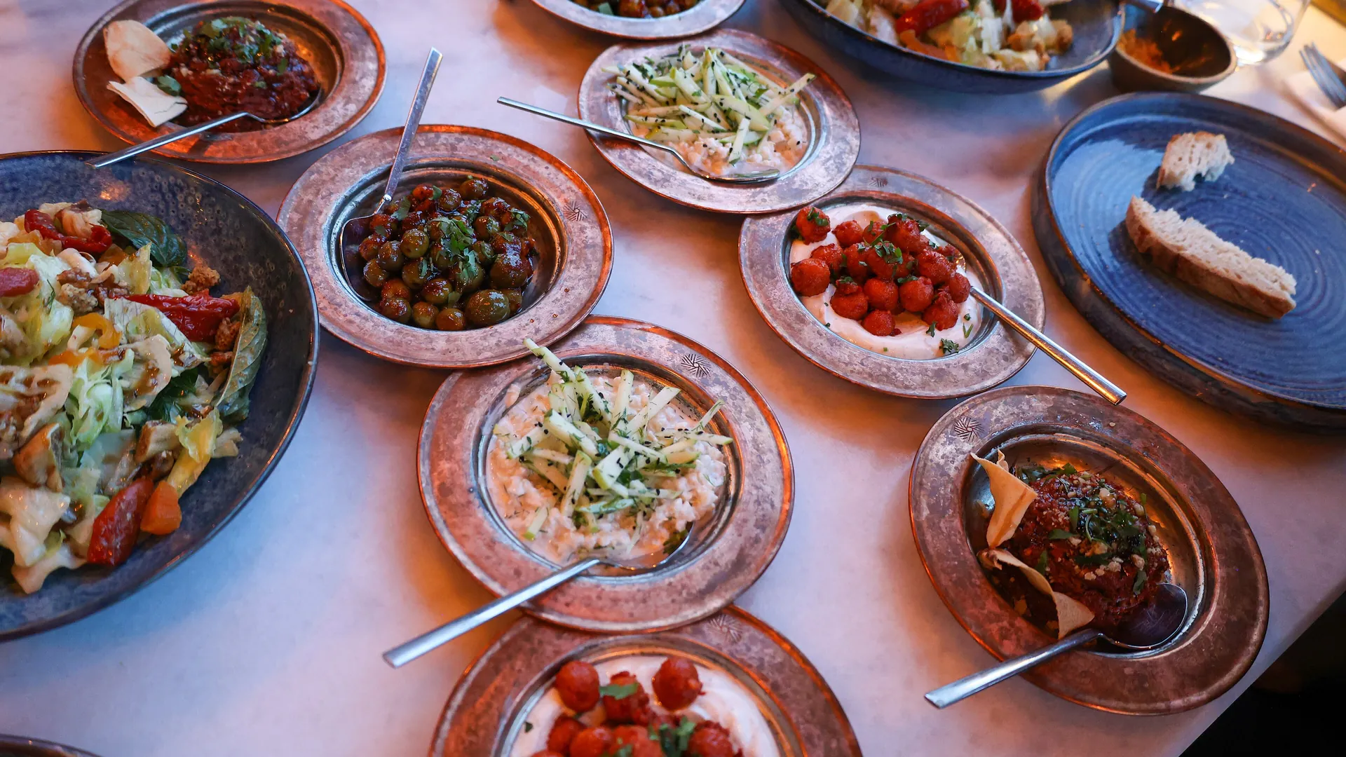 Meze sofrası